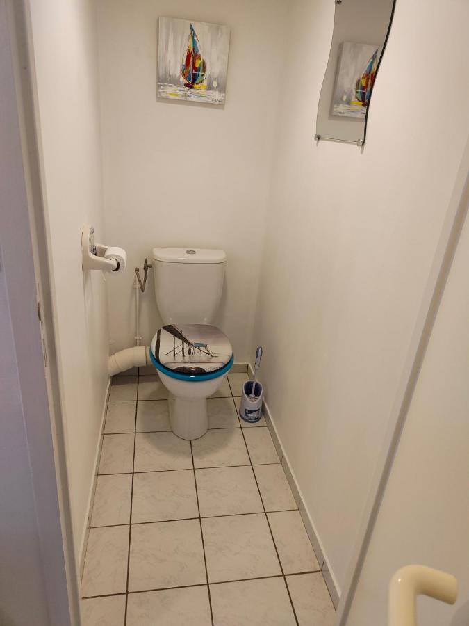 Appartement 2 Pieces Avec Une Grande Terrasse, 3 Etoiles, Wifi, Box Pour Vehicule Et Velos Ле-Сабль-д'Олонн Екстер'єр фото